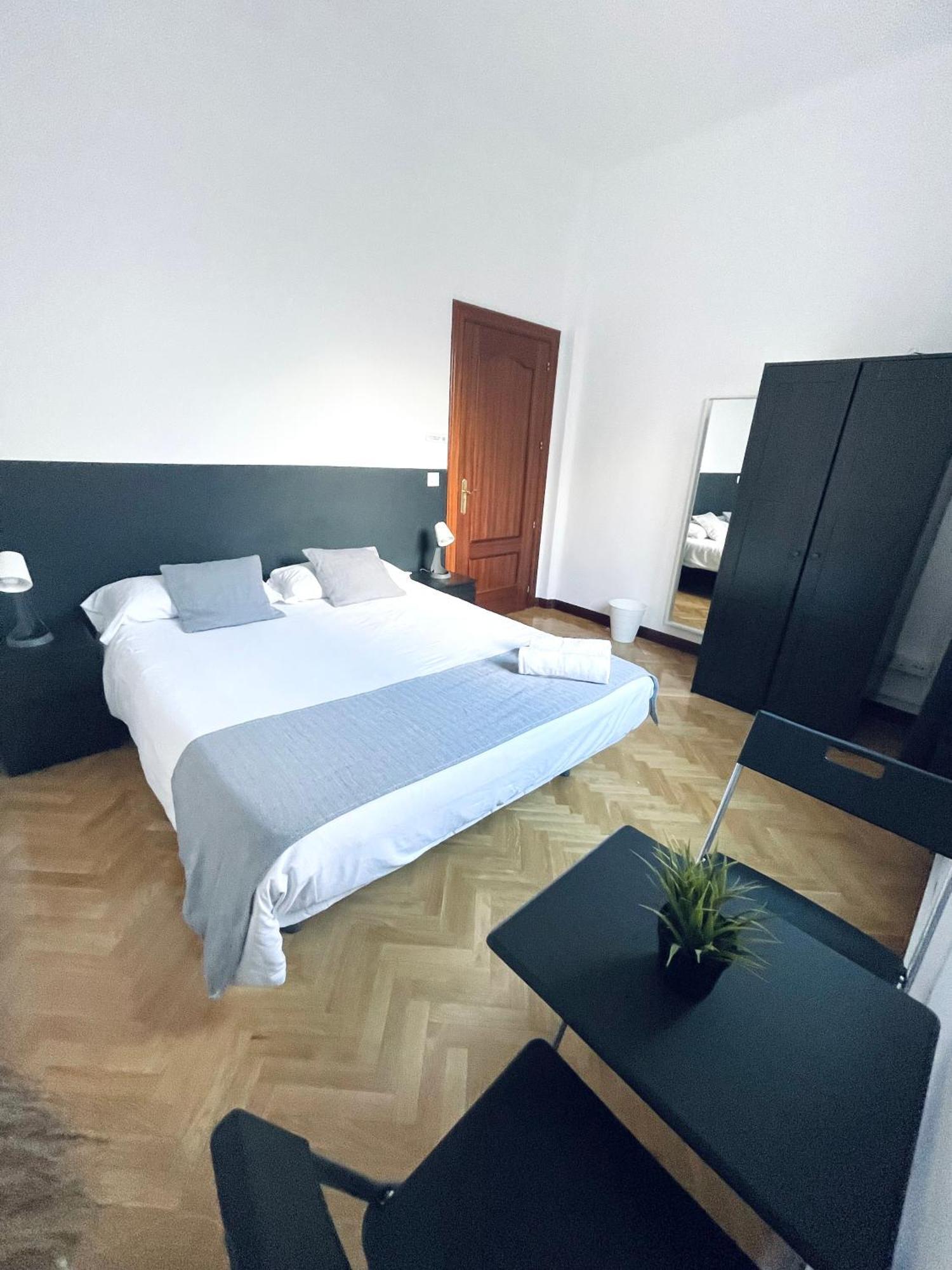 Ibiza Habitaciones Madrid Dış mekan fotoğraf
